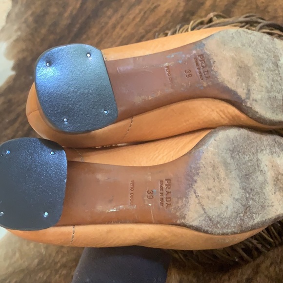 Prada heels - Picture 4 of 5